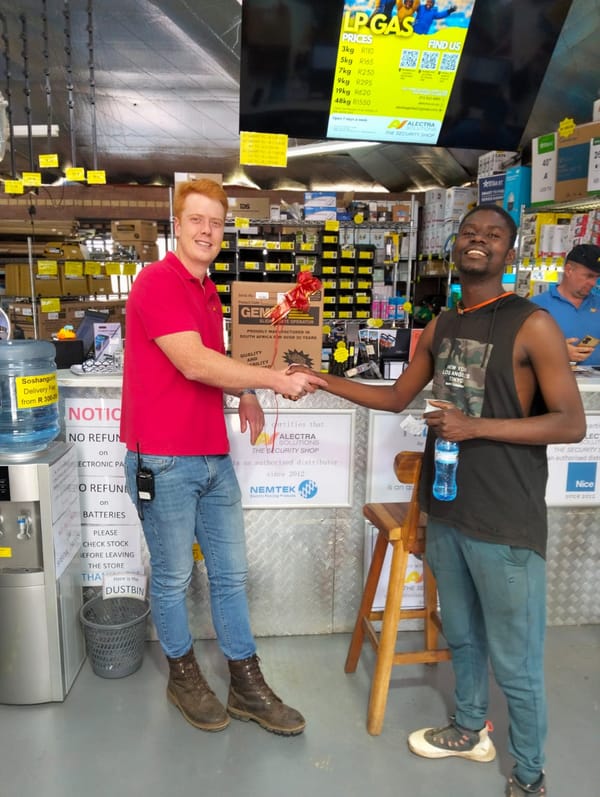 Customer receiving Gemini gate motor